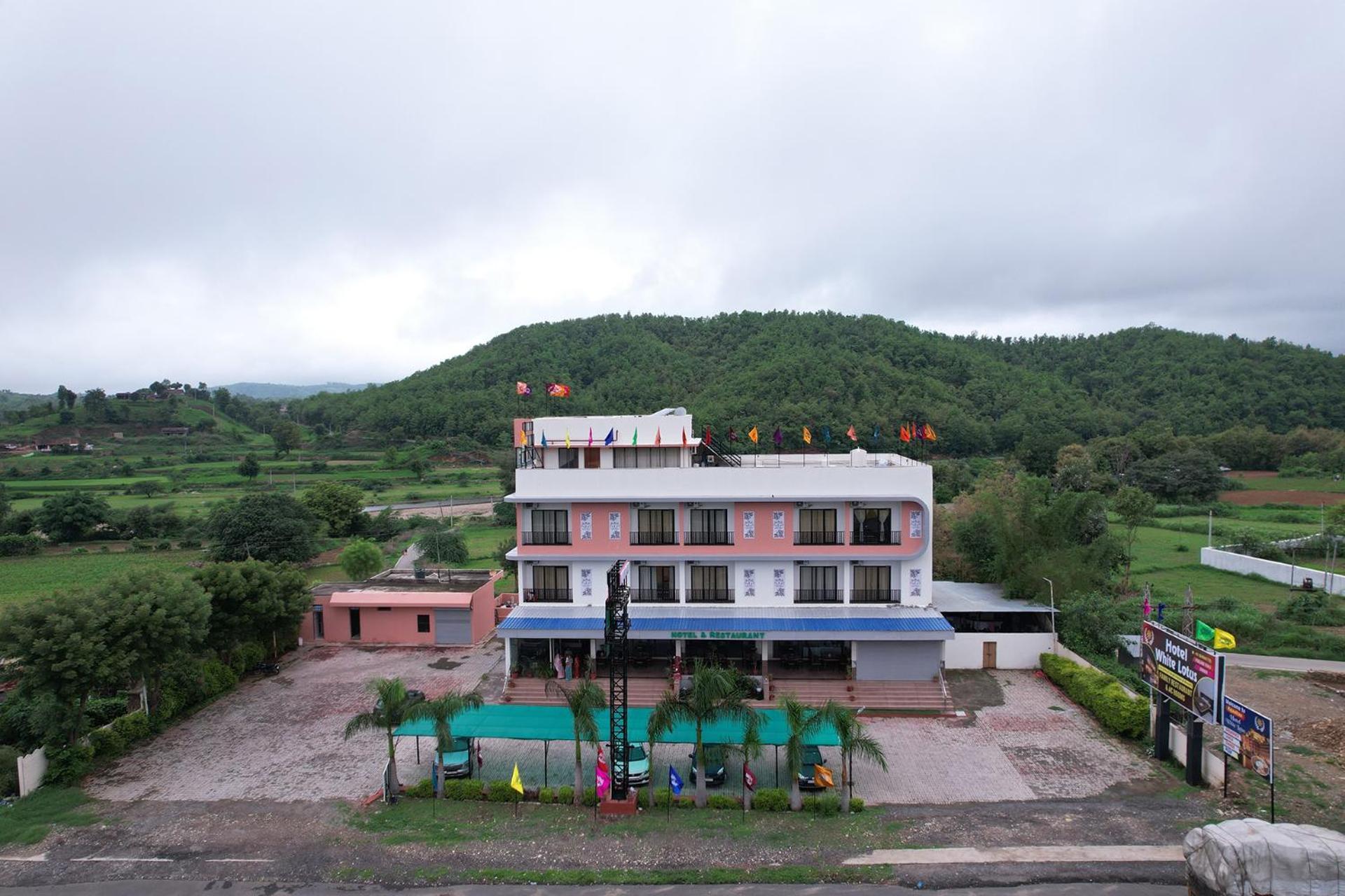 Hotel White Lotus Dungarpur Екстер'єр фото